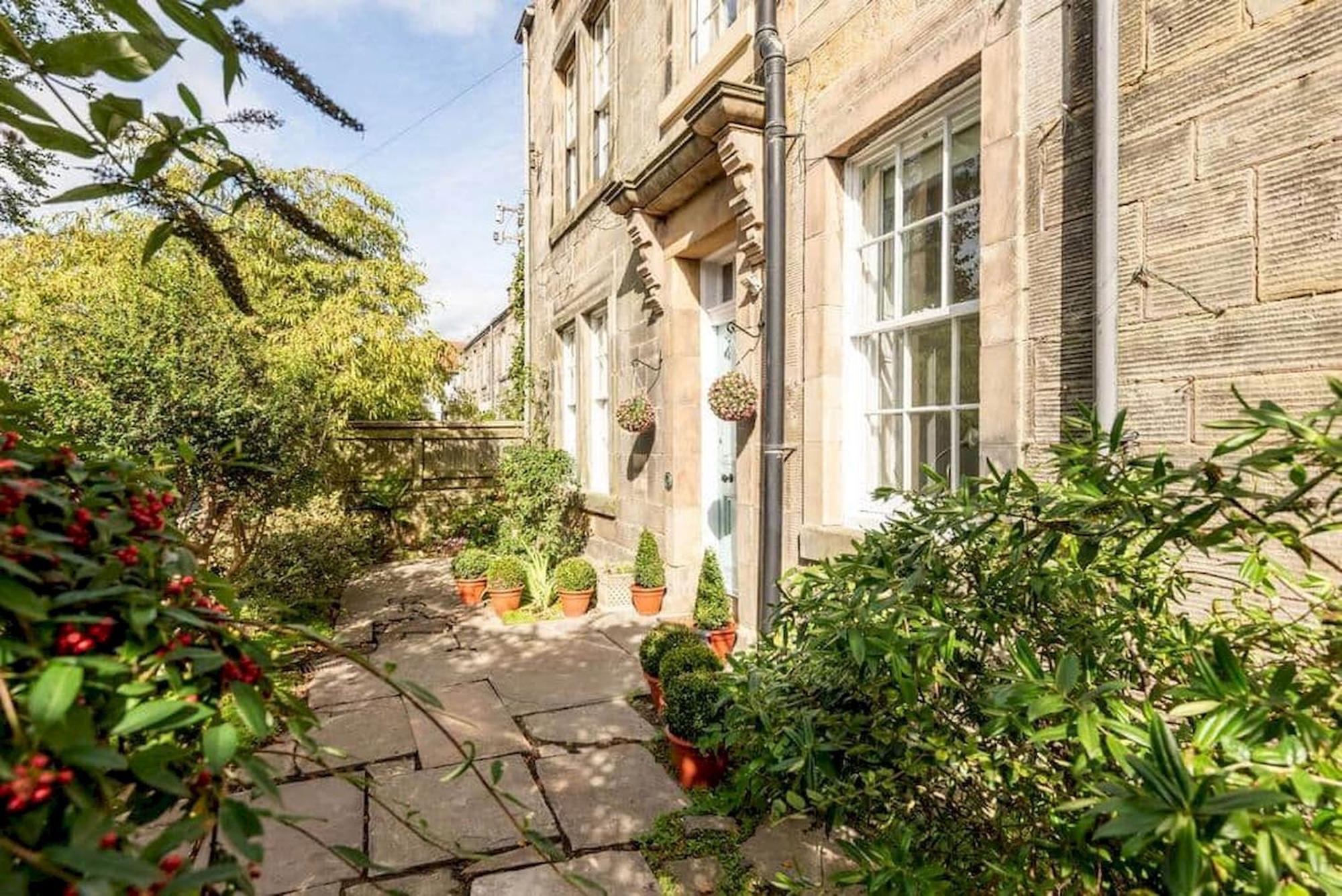 Westview House - 3 Bedrooms - Central - Parking St Andrews Buitenkant foto