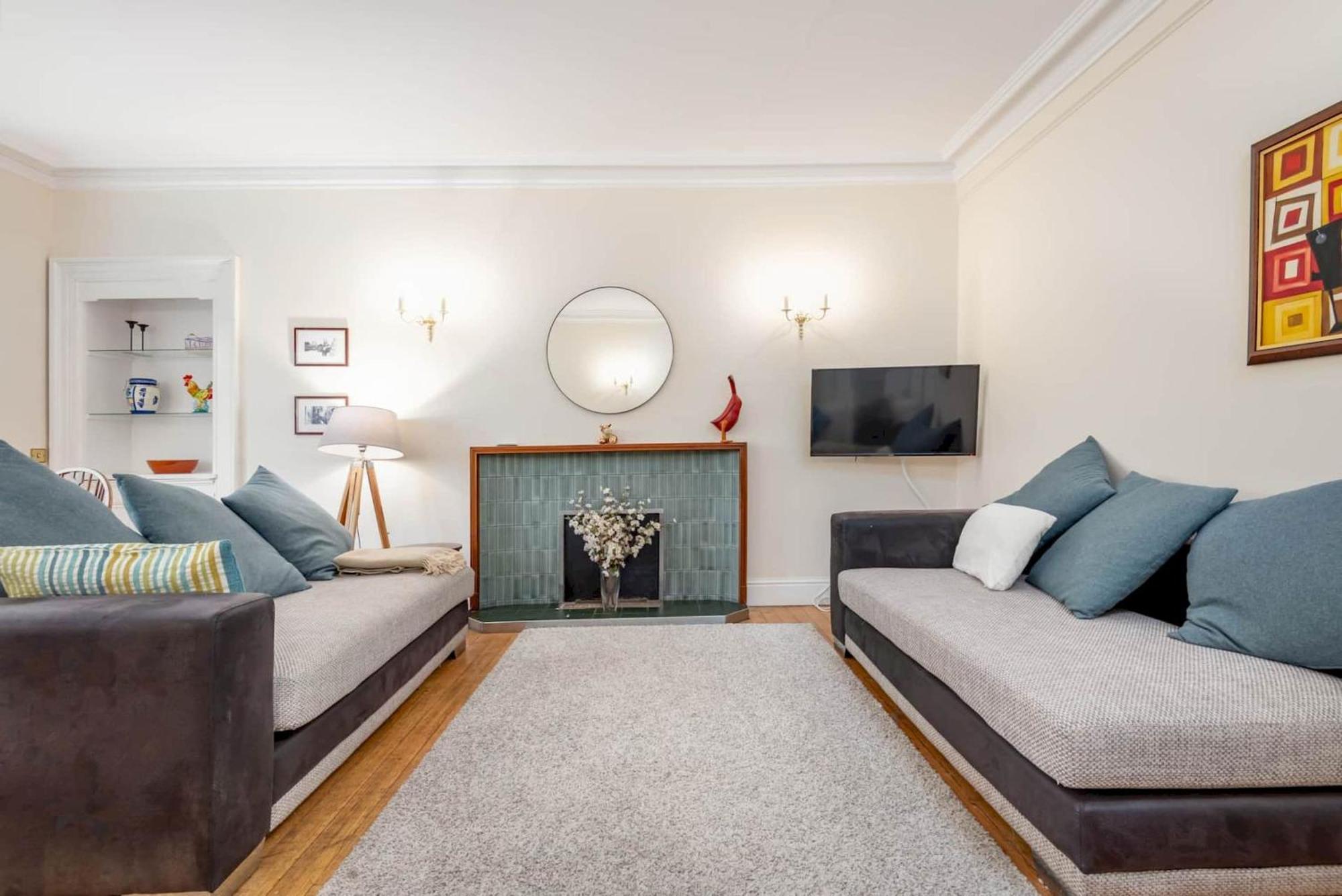 Westview House - 3 Bedrooms - Central - Parking St Andrews Buitenkant foto
